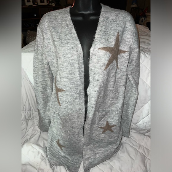Sweet Romeo Intarsia Star Cardigan - Picture 1 of 8
